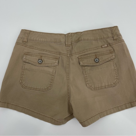 UNIONBAY Pants - UNIONBAY Delaney Low Rise Tan Shorts Y2K Gorpcore Cargo Utilitarian 90s Indie